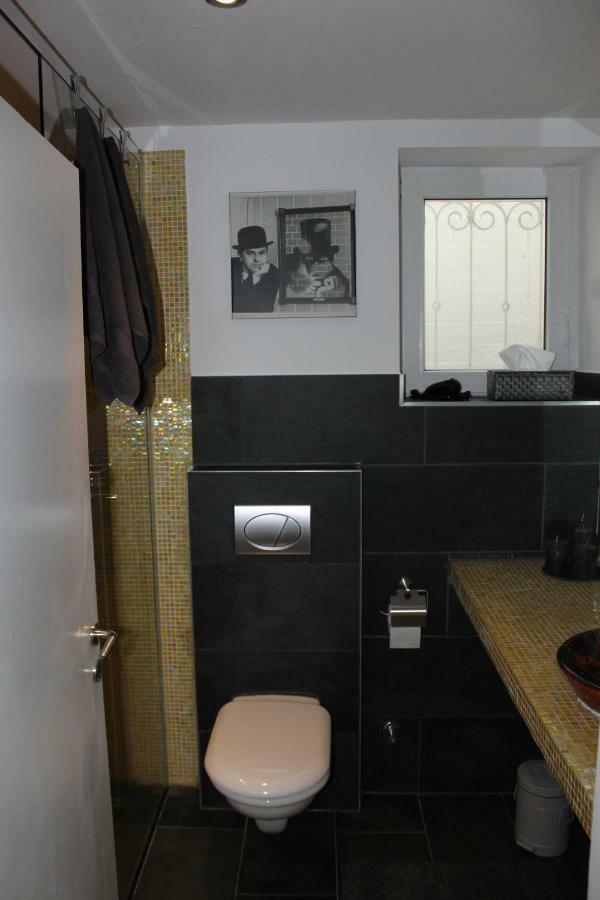 באדן-באדן Schoenes Appartement Mit Gartenblick מראה חיצוני תמונה