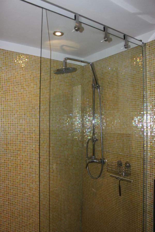 באדן-באדן Schoenes Appartement Mit Gartenblick מראה חיצוני תמונה
